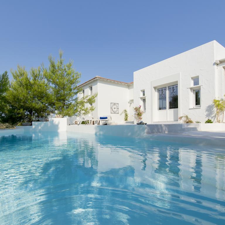 Anemolia Villas With Private Pools Near The Most Beautiful Beaches Of Alonissos Isomata Exterior photo