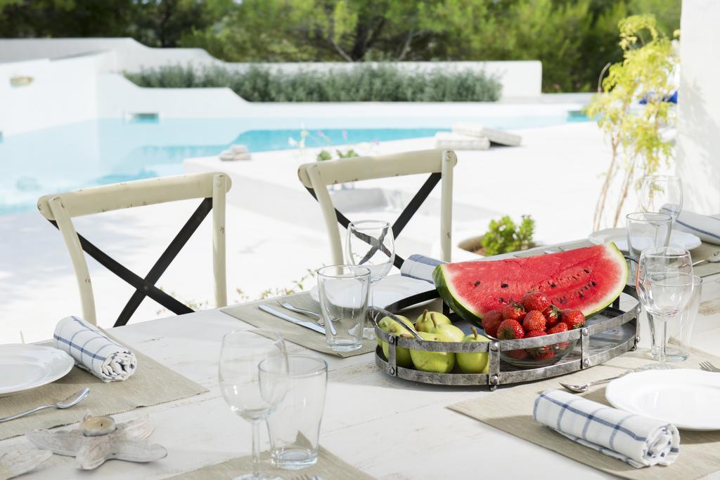 Anemolia Villas With Private Pools Near The Most Beautiful Beaches Of Alonissos Isomata Exterior photo
